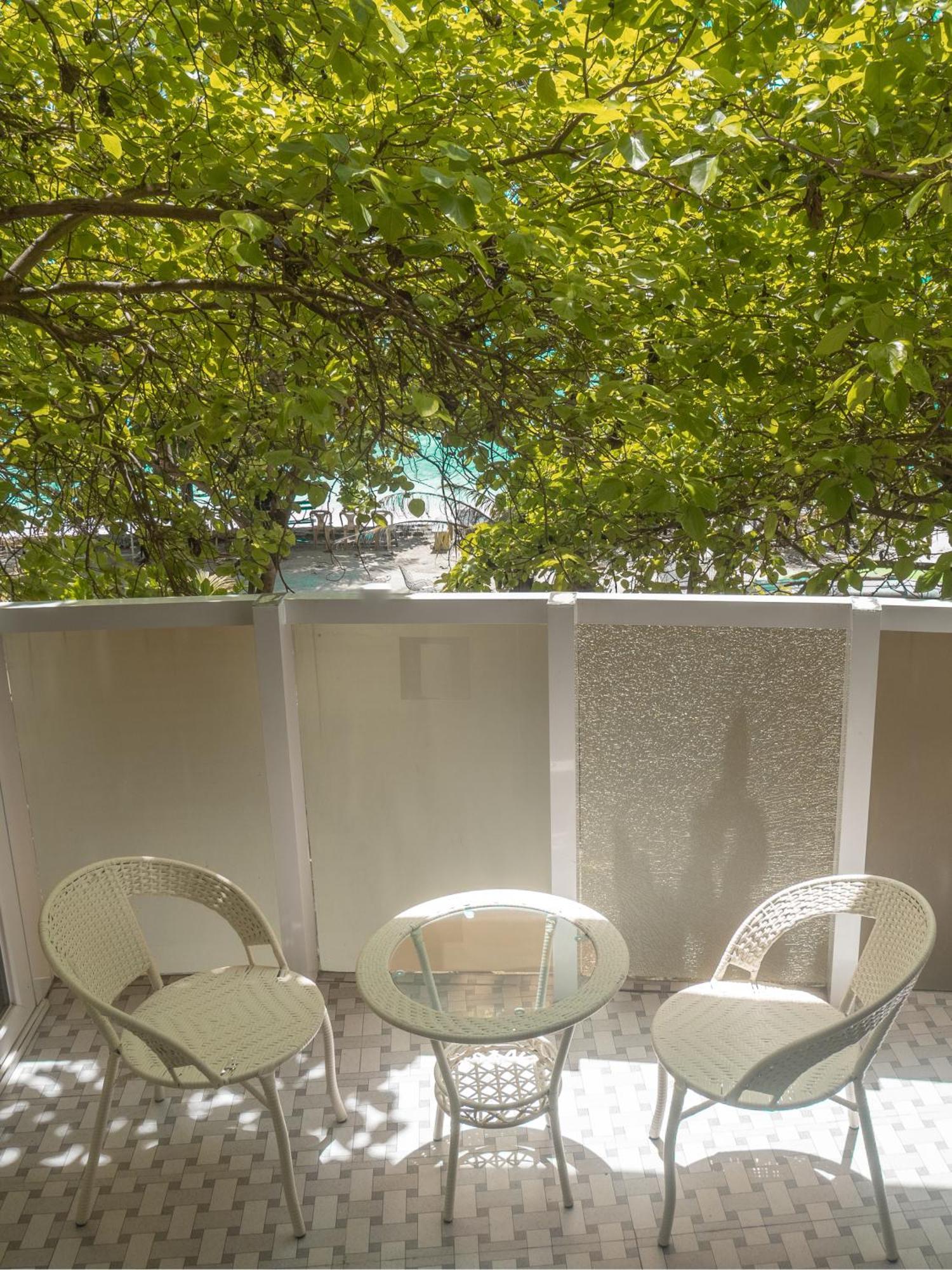 מאלה Beachfront Apartment מראה חיצוני תמונה